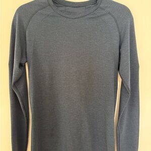 Lululemon Long Sleeve Shirt Mens XS Navy/Gray Athletic Training Top